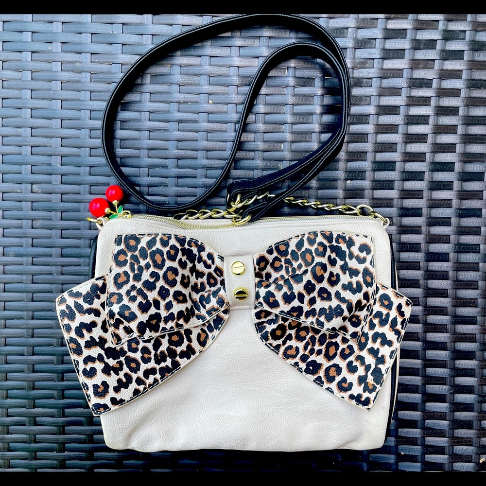 Betsey Johnson leopard bow purse